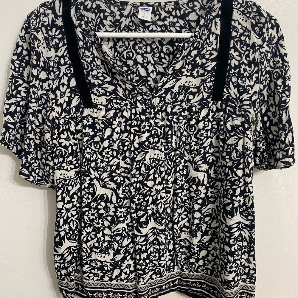 Flowy Top